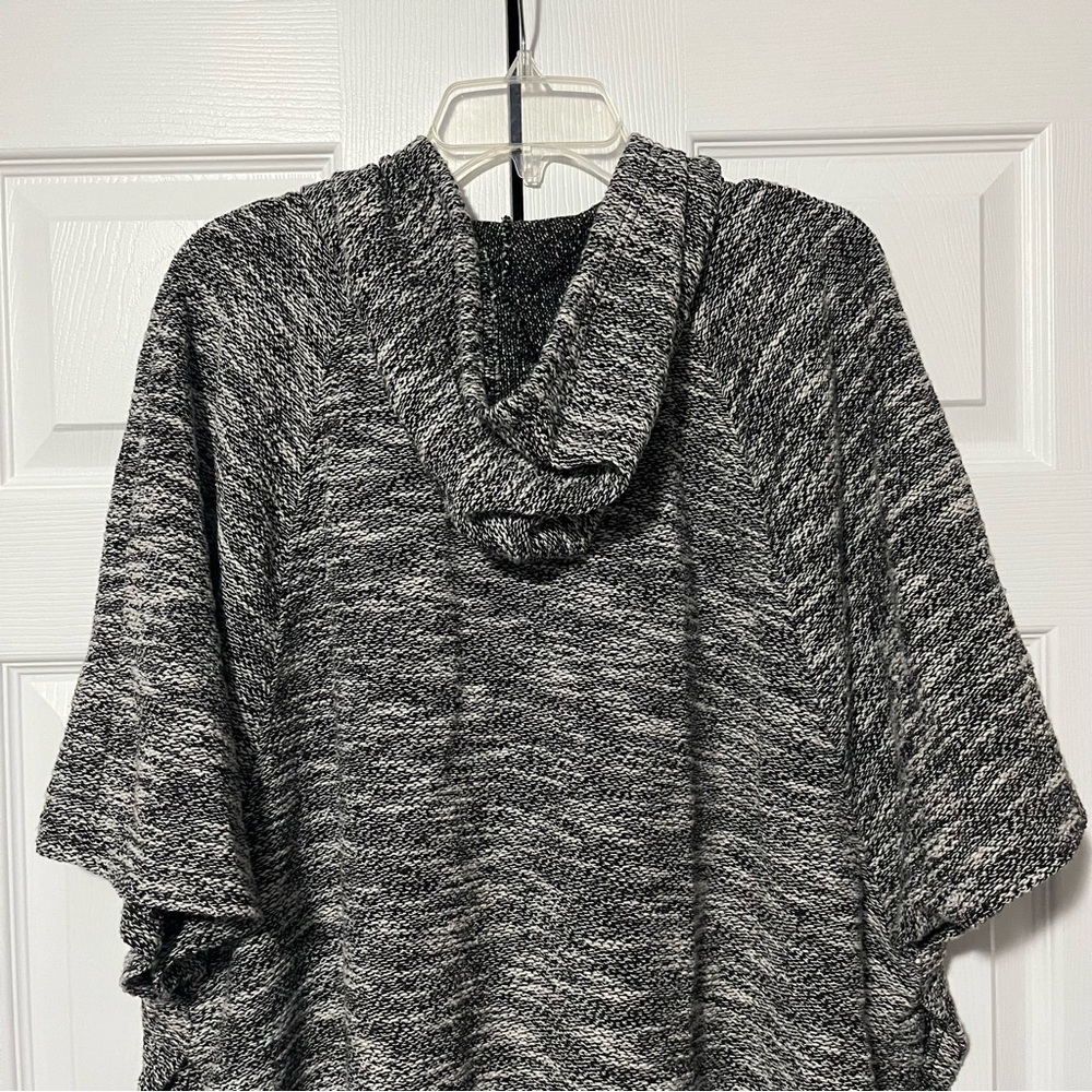 Anne Klein size 2X women’s hooded zip-up poncho - Picture 8 of 9